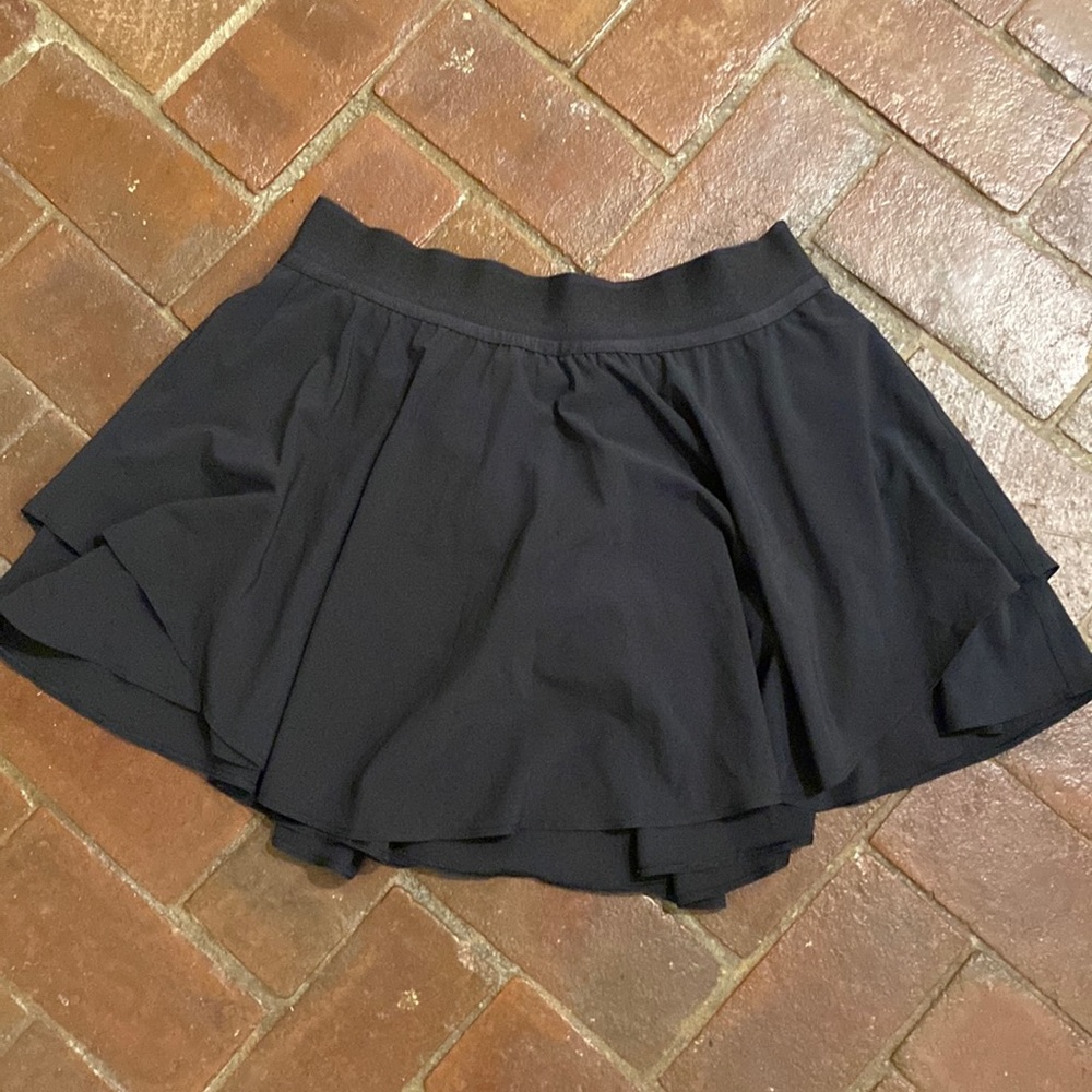 Lululemon Black court rival high-rise skirt